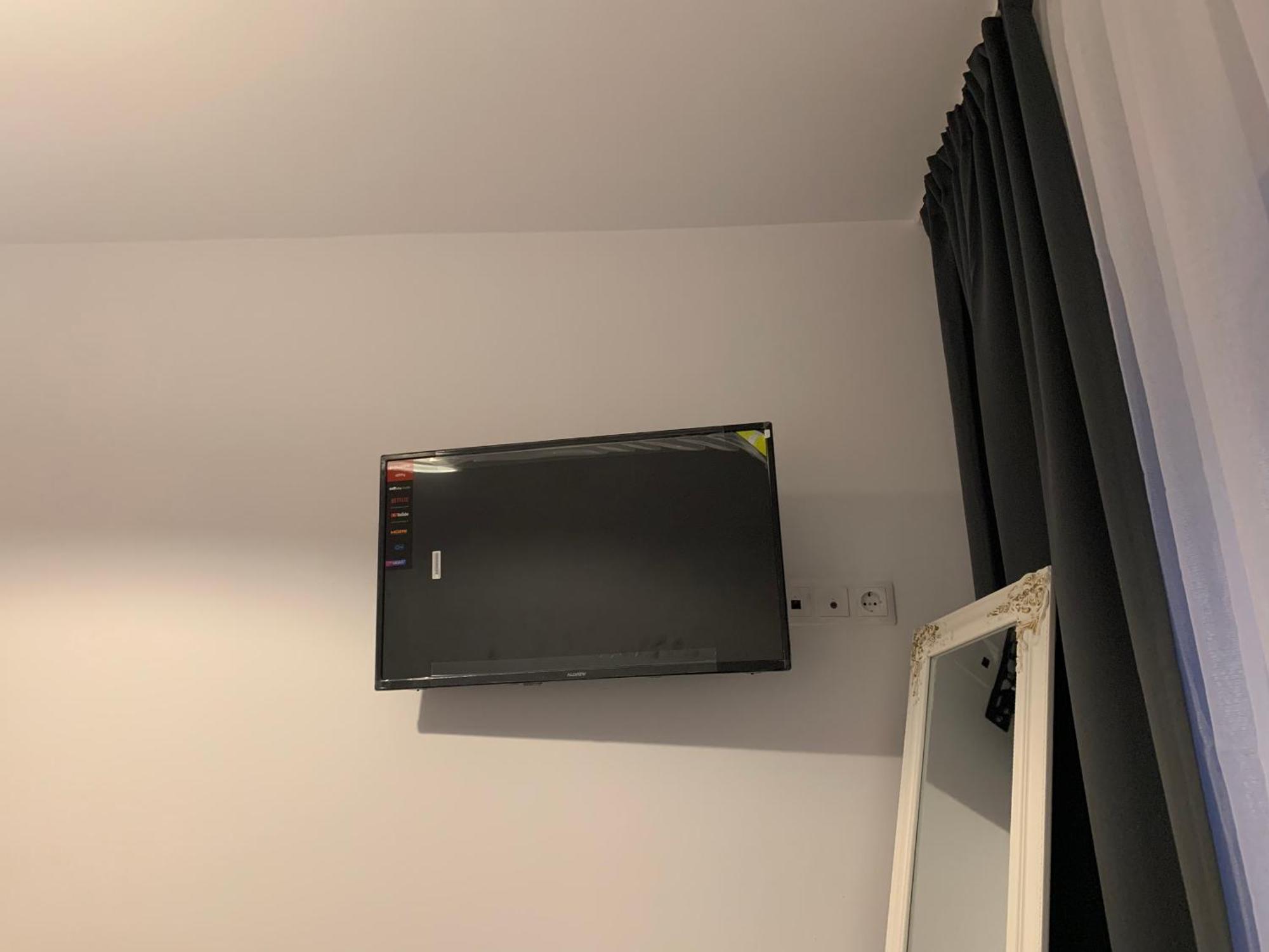 Conclavia Unu Apartment Medias Bagian luar foto